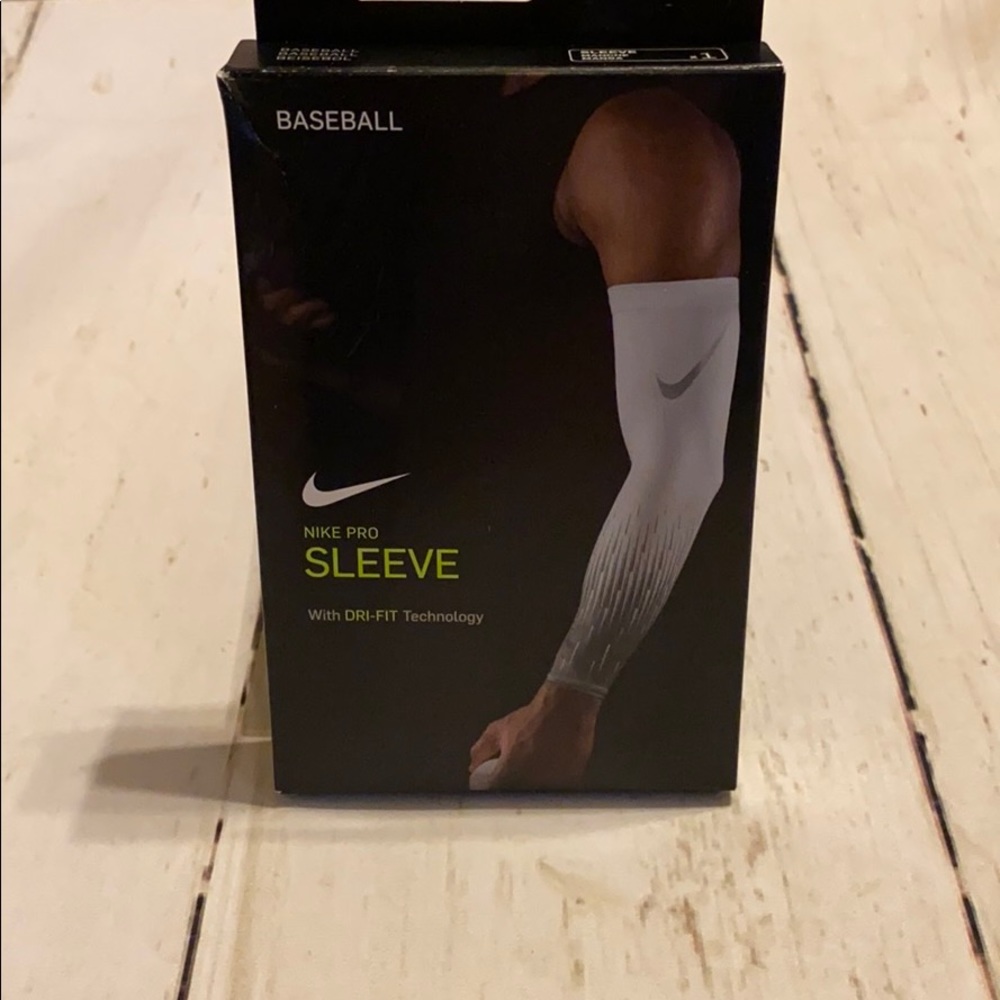 Nike Baseball Sleeve